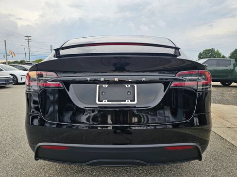 Used 2023 Tesla Model X AWD/4WD image 4