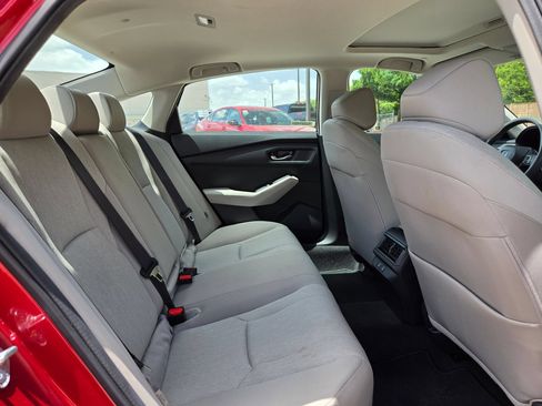 Certified 2025 Honda Accord SE image 25