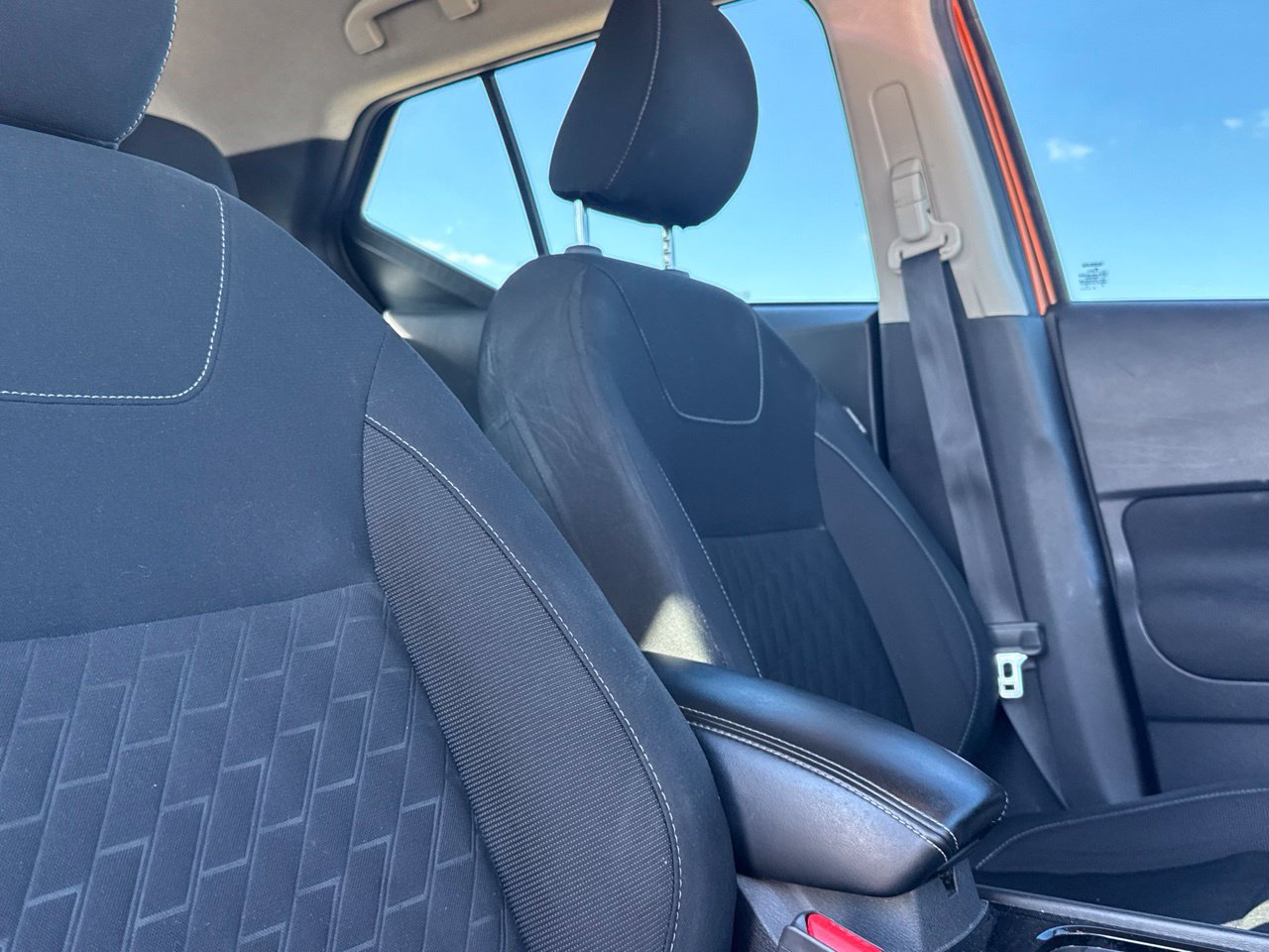 Used 2024 Nissan Kicks SV FWD image 38