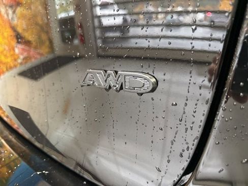 New 2026 Chrysler Pacifica Select w/ S Appearance Package image 18