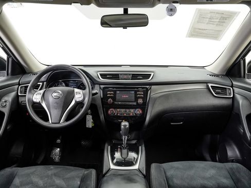 Used 2016 Nissan Rogue S w/ Appearance Package AWD/4WD image 19