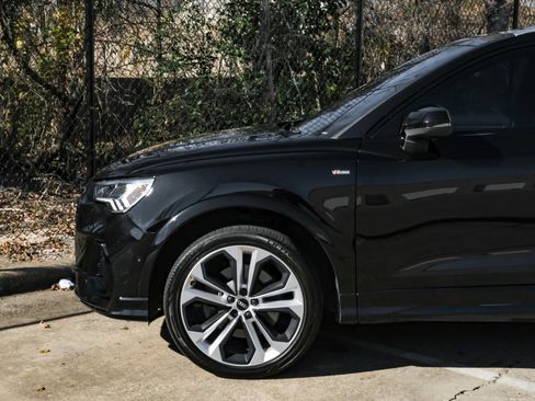 Used 2021 Audi Q3 2.0T Premium Plus w/ Premium Plus Package image 17