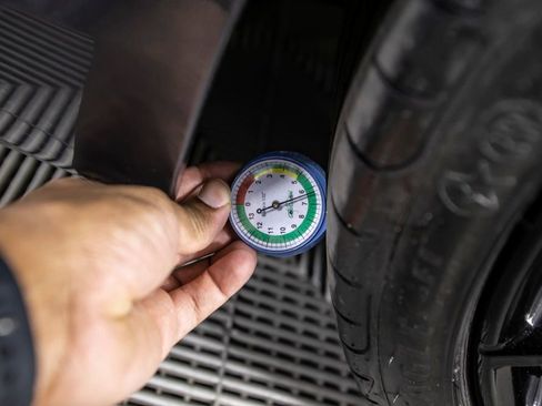 Used 2022 BMW 330i Sedan w/ M Sport Package image 45