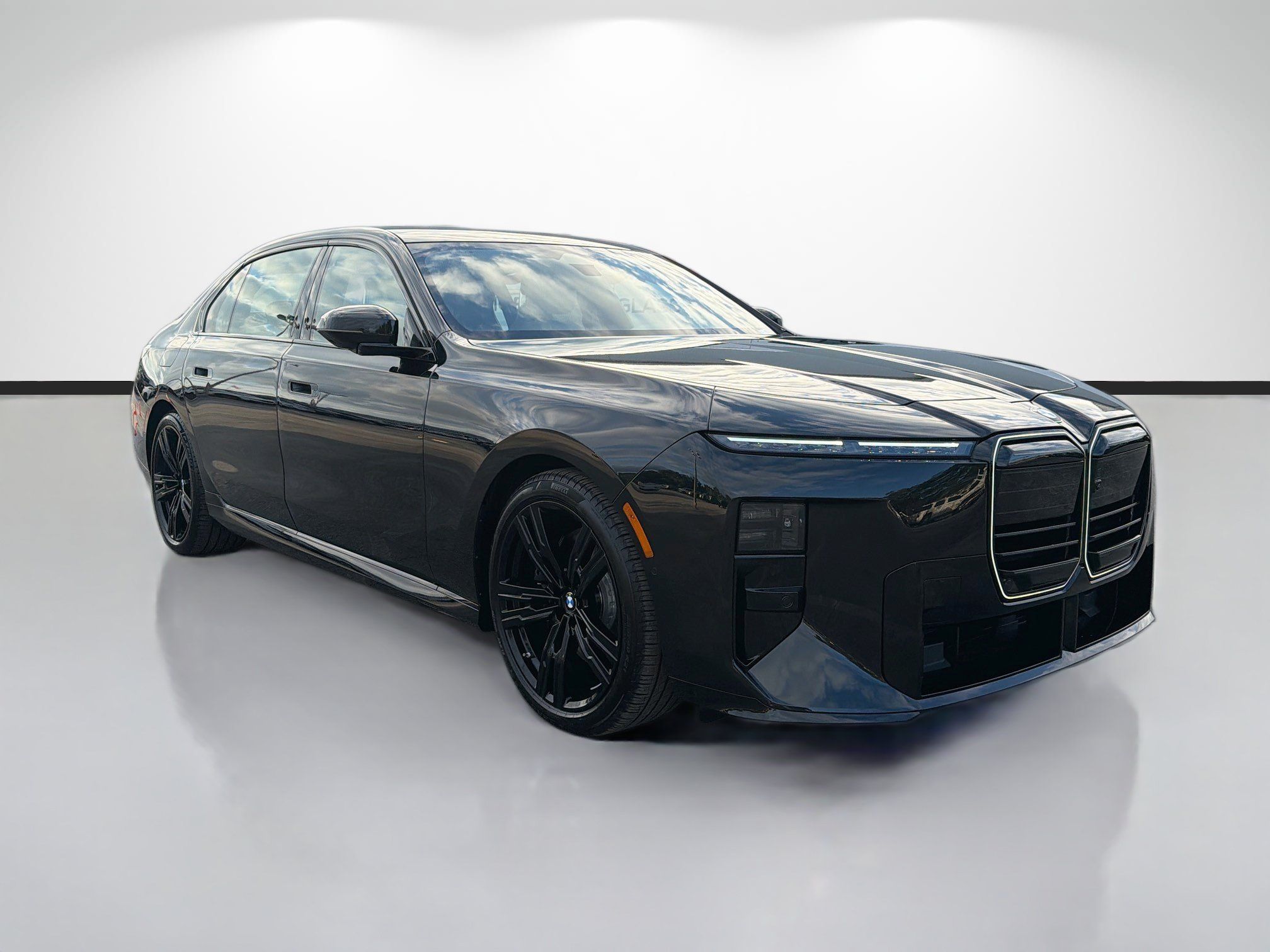 New 2027 BMW 740i w/ Executive Package RWD image 1