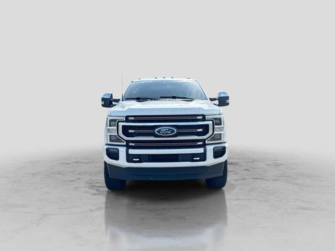 Used 2022 Ford F350 Platinum w/ FX4 Off-Road Package AWD/4WD image 9