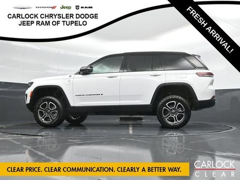 Used 2022 Jeep Grand Cherokee Trailhawk image 39