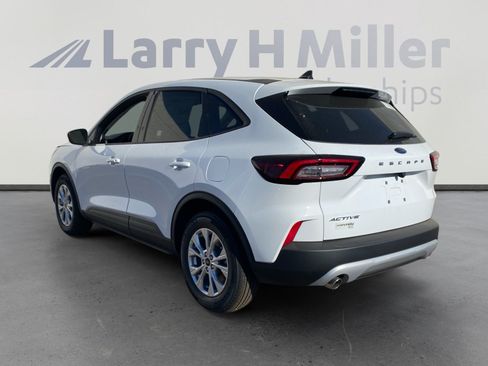 New 2026 Ford Escape Active image 3