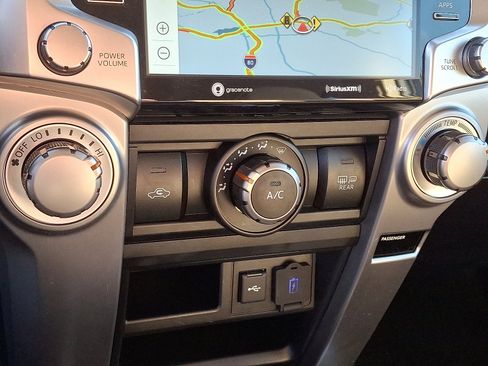 Used 2022 Toyota 4Runner SR5 image 16