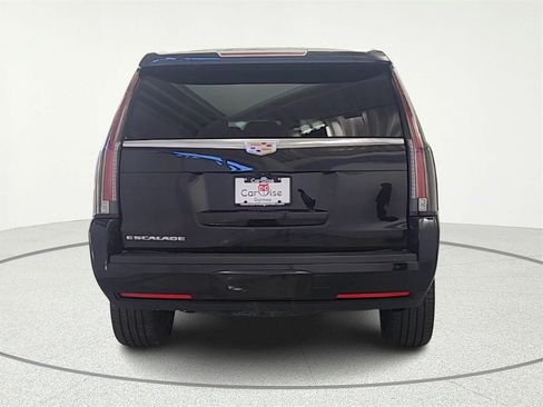 Used 2019 Cadillac Escalade Luxury image 6