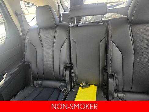 Used 2023 Acura MDX SH-AWD w/ Technology Package image 6