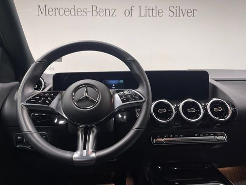 Used 2026 Mercedes-Benz GLA 250 4MATIC image 31