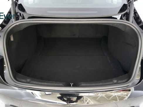 Used 2025 Tesla Model 3 Long Range AWD/4WD image 8