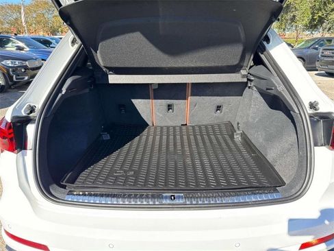 Used 2022 Audi Q3 2.0T Premium Plus image 10