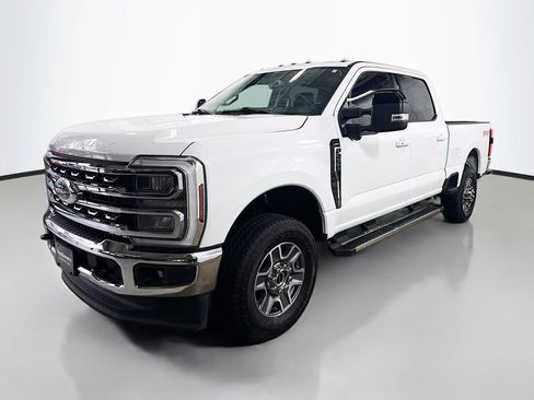 Used 2024 Ford F250 Lariat w/ FX4 Off-Road Package AWD/4WD image 5