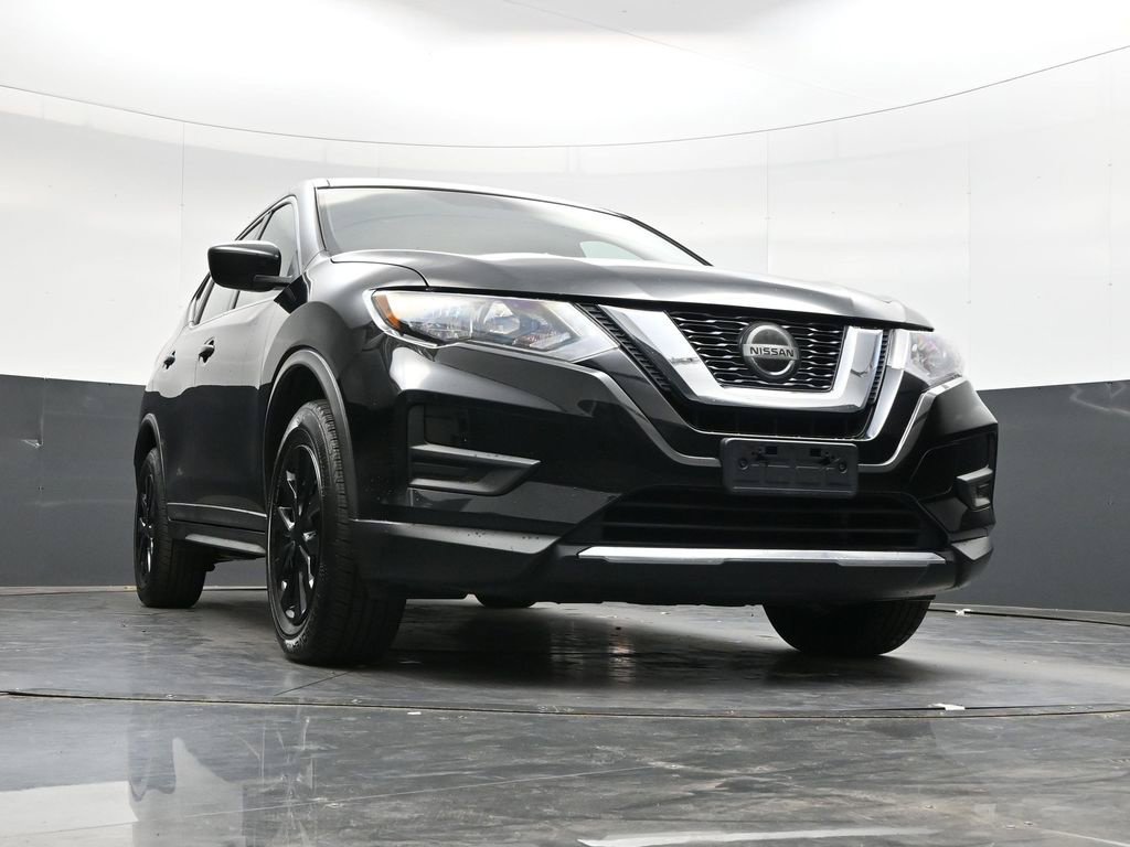 Used 2018 Nissan Rogue S AWD/4WD image 39