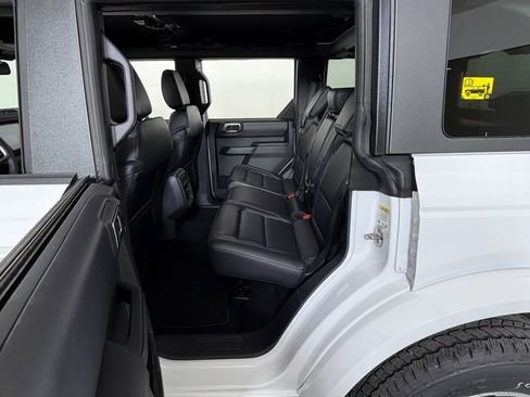 New 2025 Ford Bronco Outer Banks image 8