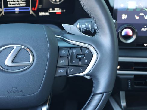 Used 2025 Lexus RX 350 Premium image 21