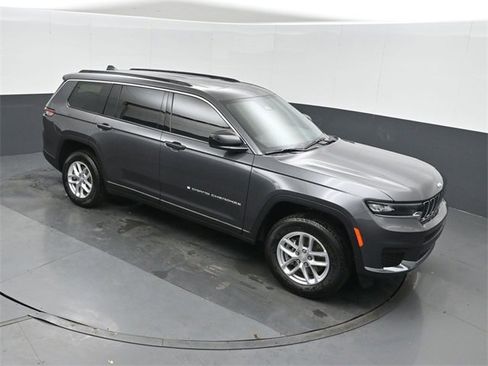 New 2025 Jeep Grand Cherokee L Laredo image 30