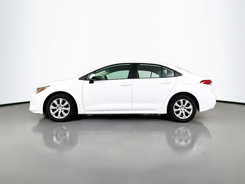 Certified 2026 Toyota Corolla LE FWD image 4