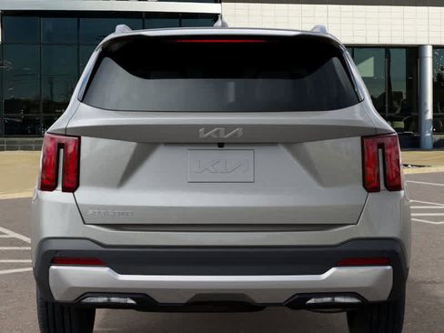 New 2026 Kia Sorento EX w/ EX Premium Package FWD image 13