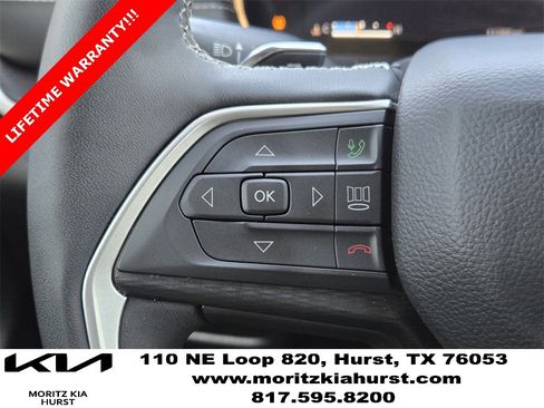 Used 2025 Jeep Grand Cherokee L Laredo image 27