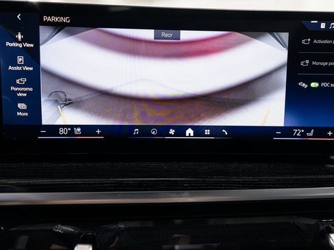 Used 2025 BMW X7 xDrive40i w/ Executive Package image 19