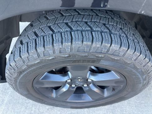 Used 2019 RAM 1500 Big Horn image 32