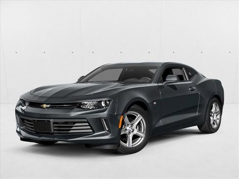 Used 2016 Chevrolet Camaro LT image 1