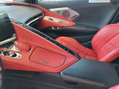 Used 2020 Chevrolet Corvette Stingray Preferred Cpe w/ 2LT Preferred Equipment Group image 11