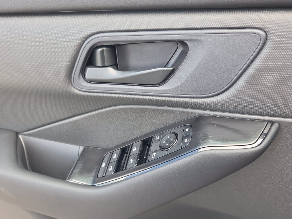 New 2027 Nissan Rogue S FWD image 25