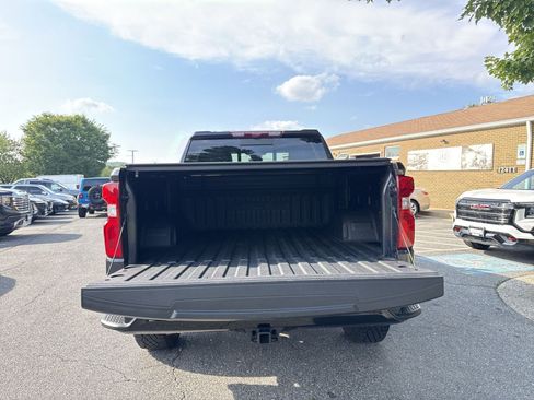 Used 2024 Chevrolet Silverado 1500 ZR2 w/ Technology Package AWD/4WD image 22