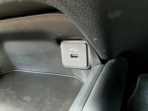 Used 2024 Honda HR-V LX image 16