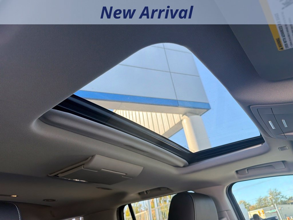 Used 2018 Chevrolet Tahoe Premier AWD/4WD image 4