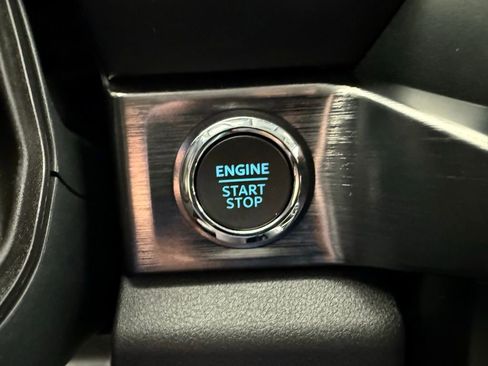 New 2025 Ford F250 Lariat w/ Lariat Ultimate Package image 37