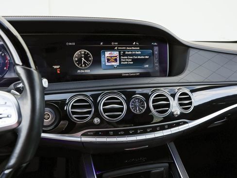 Used 2020 Mercedes-Benz Maybach S 650 image 9