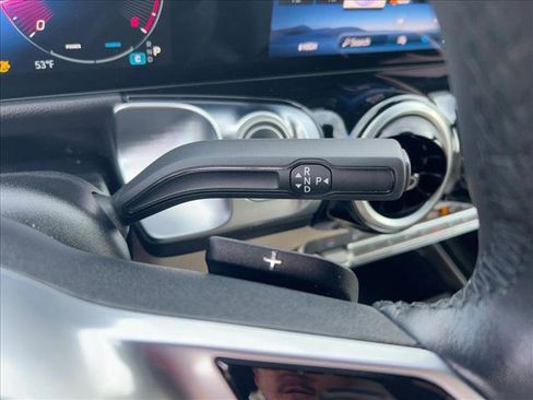 Certified 2025 Mercedes-Benz GLB 250 4MATIC image 12