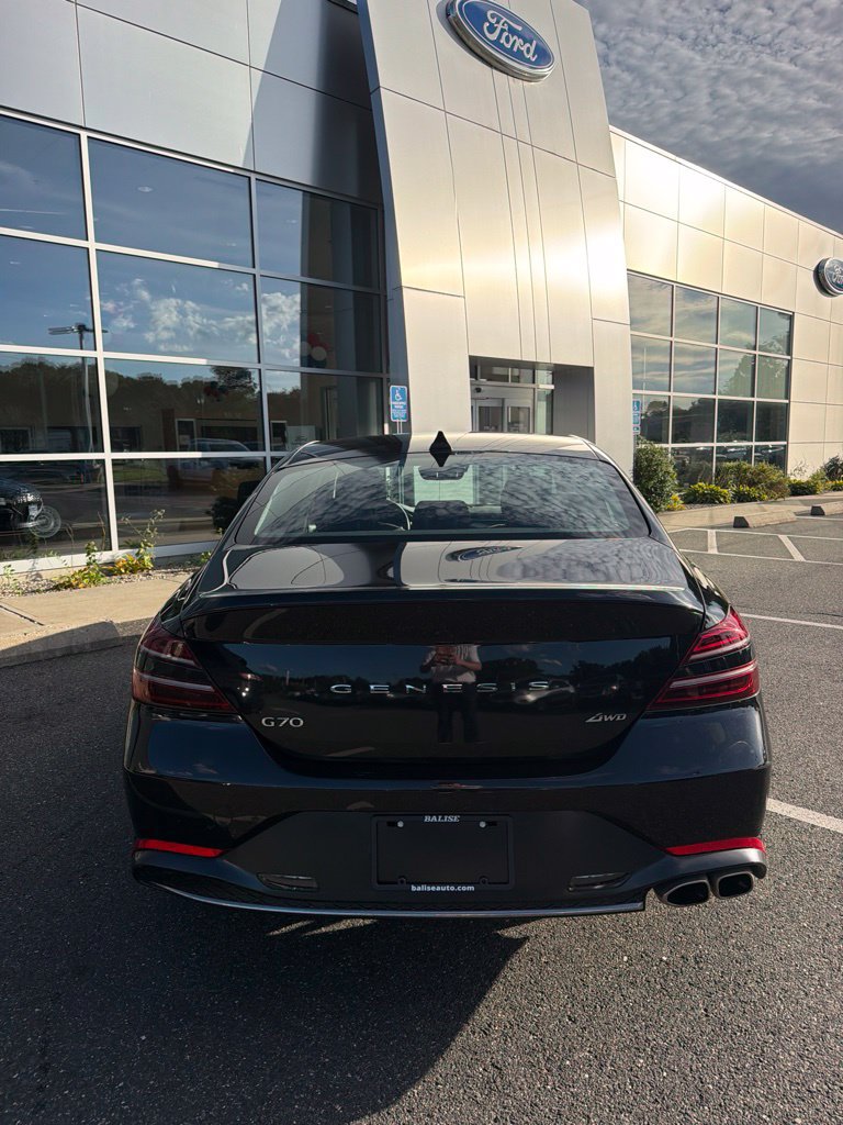 Used 2023 Genesis G70 2.0T AWD/4WD image 5