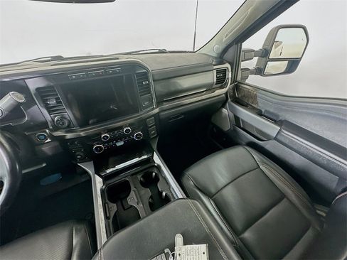 Used 2024 Ford F250 Lariat w/ Lariat Ultimate Package image 11