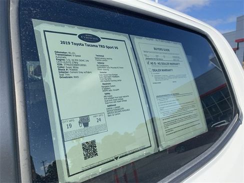 Certified 2019 Toyota Tacoma TRD Sport image 35