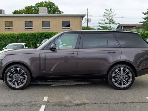 Used 2023 Land Rover Range Rover Long Wheelbase Autobiography AWD/4WD image 4