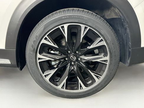 Used 2024 MAZDA CX-90 Plug-In Hybrid w/ Premium Pkg AWD/4WD image 11
