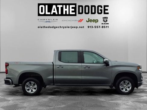 Used 2025 Chevrolet Silverado 1500 LT image 29