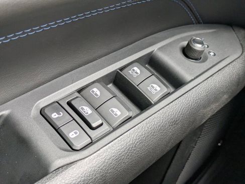 New 2026 Jeep Compass Latitude image 21