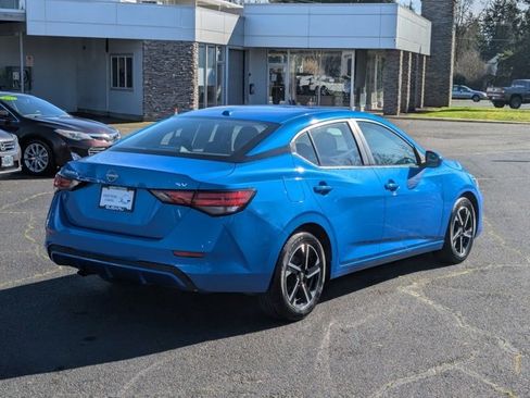 Used 2024 Nissan Sentra SV image 5