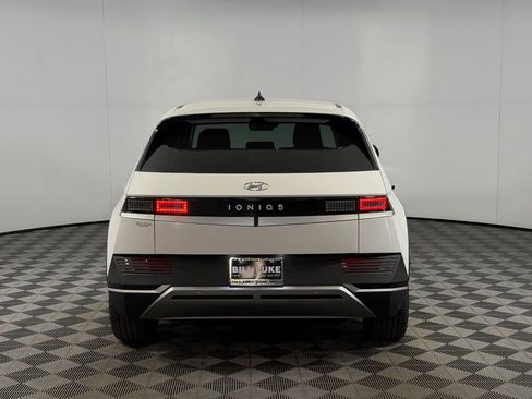 Used 2024 Hyundai Ioniq 5 SEL RWD image 9