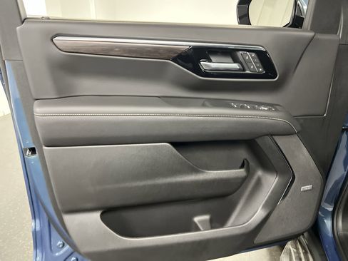 New 2025 Chevrolet Tahoe Premier image 57