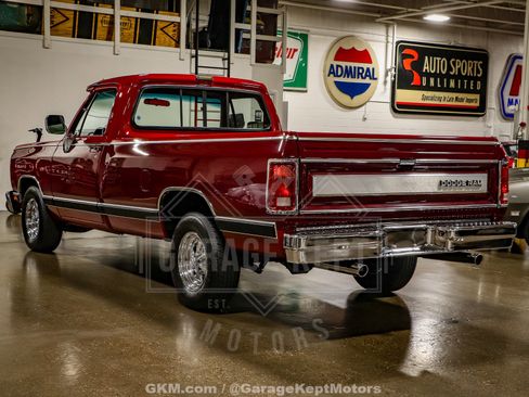 Used 1989 Dodge D/W Truck 150 image 12