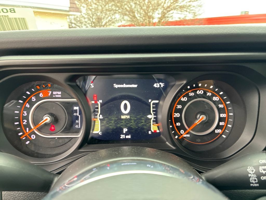 New 2025 Jeep Wrangler Unlimited Sahara AWD/4WD image 16