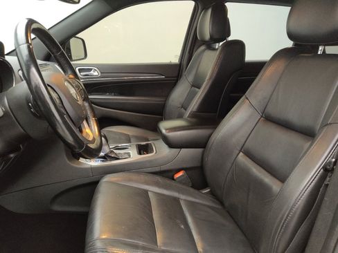 Used 2019 Jeep Grand Cherokee Limited image 17