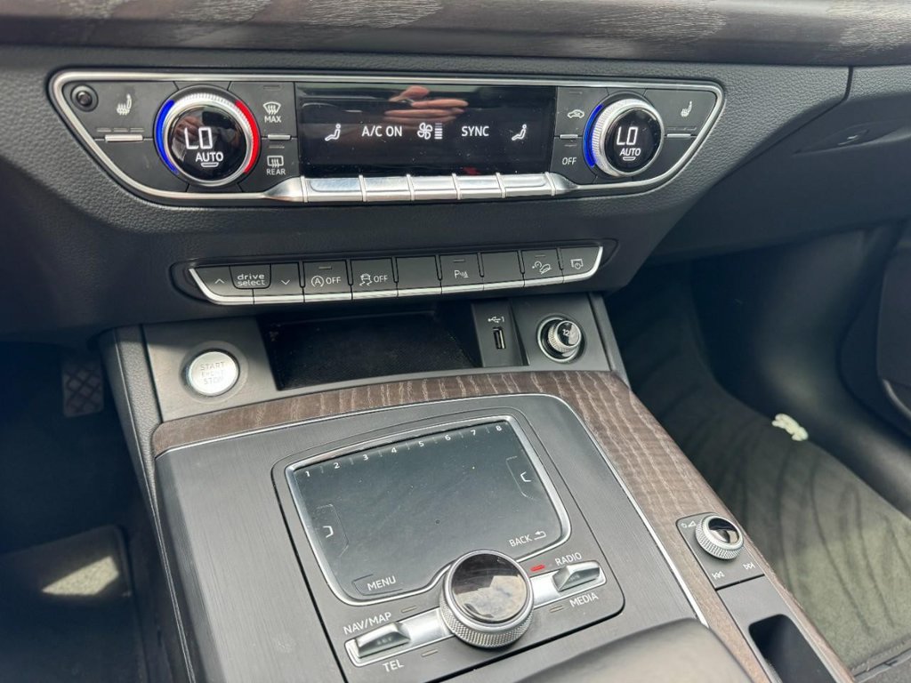 Used 2018 Audi Q5 2.0T Premium Plus w/ Premium Plus Package AWD/4WD image 19